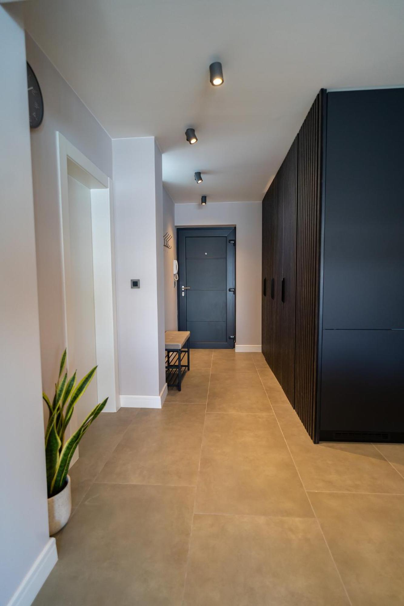 Pied-a-terre By Belmont Realty *